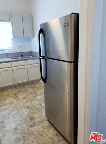 731 S Boyle Avenue, Los Angeles, CA 90023