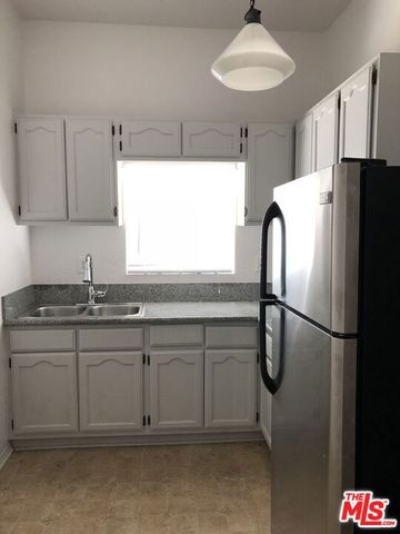 731 S Boyle Avenue, Los Angeles, CA 90023