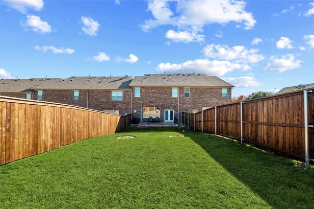 385 Busher Drive, Lewisville, TX 75067