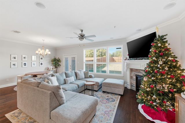 385 Busher Drive, Lewisville, TX 75067