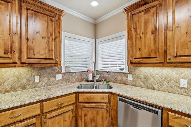 2700 Hickory Court, Bryan, TX 77808