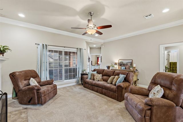 2700 Hickory Court, Bryan, TX 77808