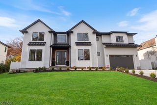 333 Harrison St, Paramus Boro, NJ 07652