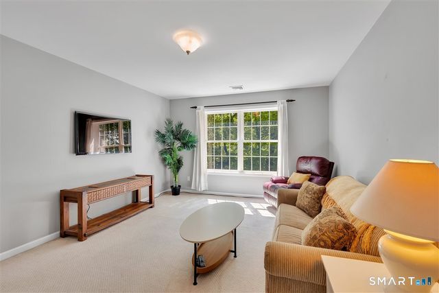 21 Church Terrace, Newington, CT 06111