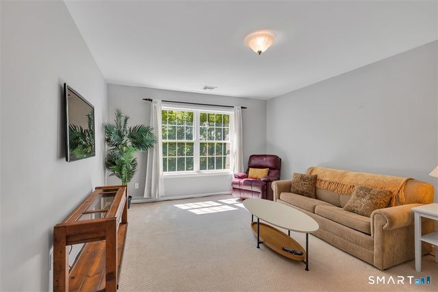 21 Church Terrace, Newington, CT 06111