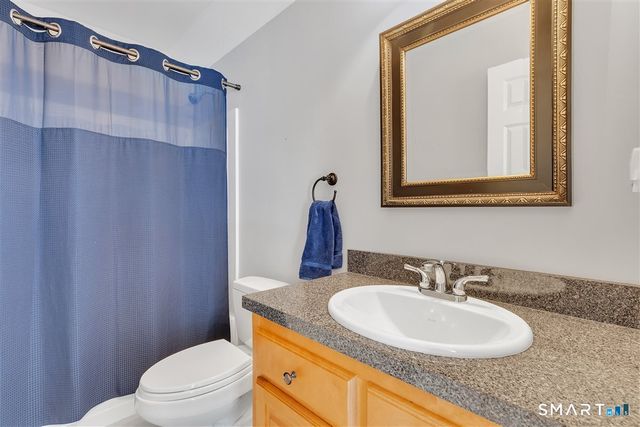 21 Church Terrace, Newington, CT 06111