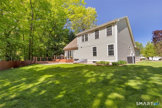 21 Church Terrace, Newington, CT 06111