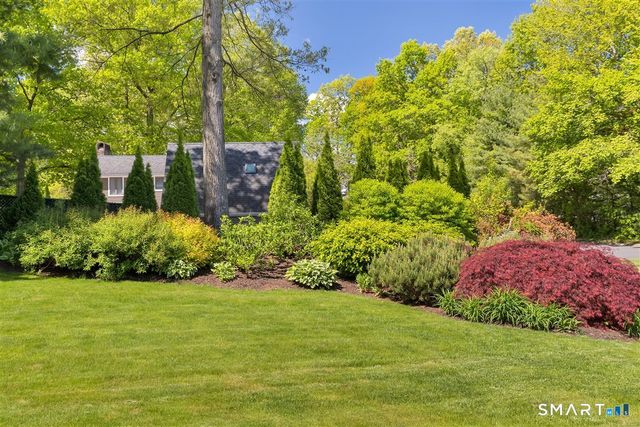 21 Church Terrace, Newington, CT 06111