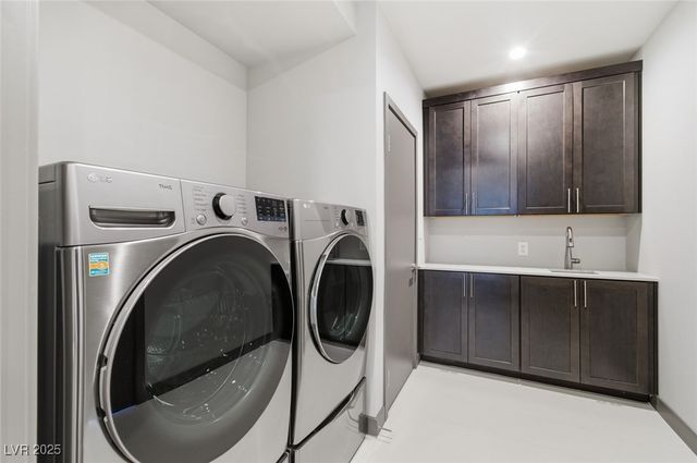 17 Promenade Isle Lane, Henderson, NV 89011