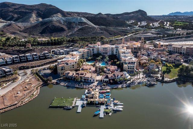 17 Promenade Isle Lane, Henderson, NV 89011