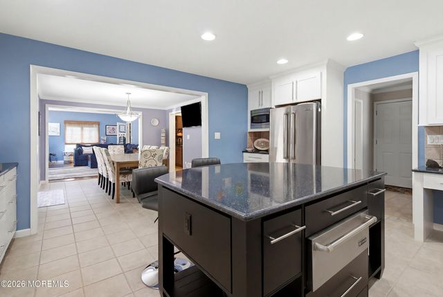 216 Yale Drive, Lincroft, NJ 07738