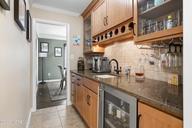 216 Yale Drive, Lincroft, NJ 07738
