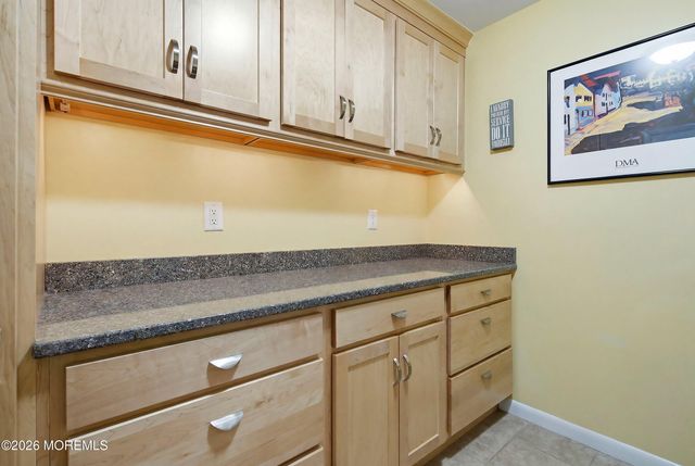 216 Yale Drive, Lincroft, NJ 07738