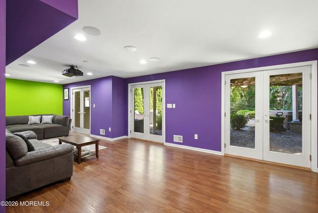 216 Yale Drive, Lincroft, NJ 07738