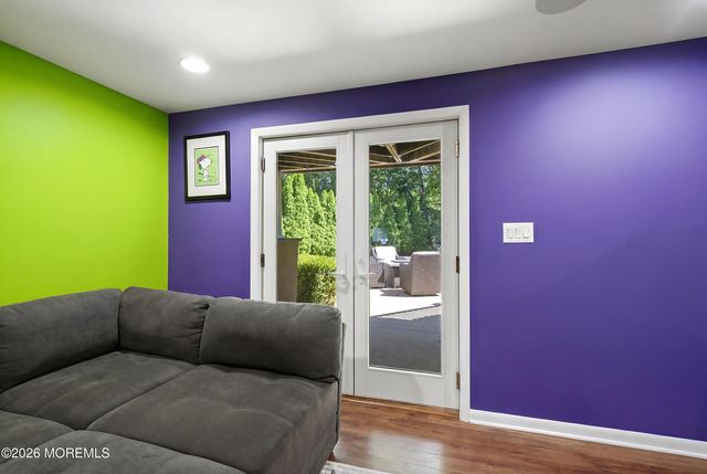 216 Yale Drive, Lincroft, NJ 07738