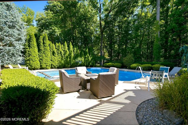 216 Yale Drive, Lincroft, NJ 07738