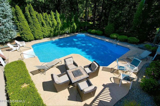216 Yale Drive, Lincroft, NJ 07738