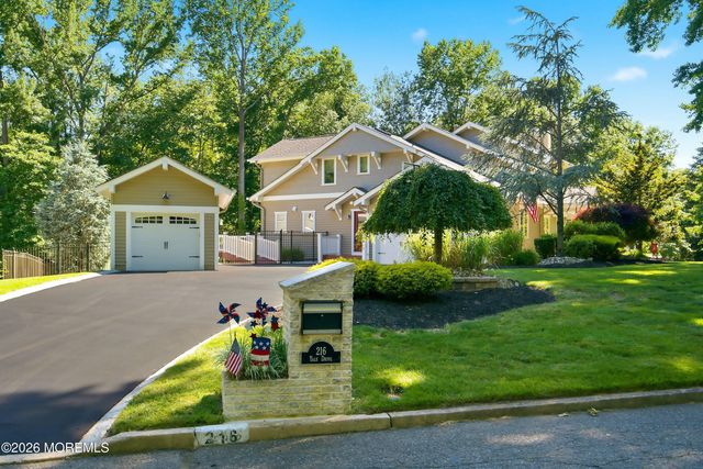 216 Yale Drive, Lincroft, NJ 07738