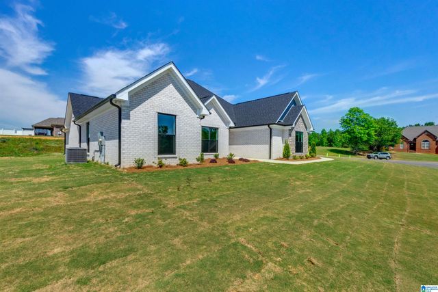 80 CREST LOOP ROAD, Clanton, AL 35045