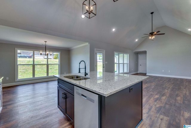 80 CREST LOOP ROAD, Clanton, AL 35045