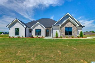 80 CREST LOOP ROAD, Clanton, AL 35045