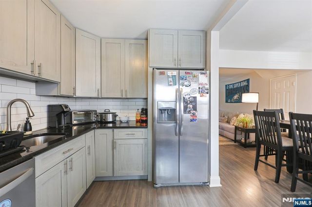 1130 Valley Road 1B, Wayne, NJ 07470