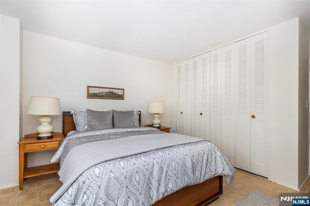 1 Claridge Drive 408, Verona, NJ 07044