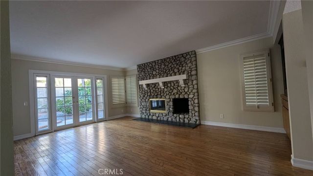18 Harrisburg, Irvine, CA 92620