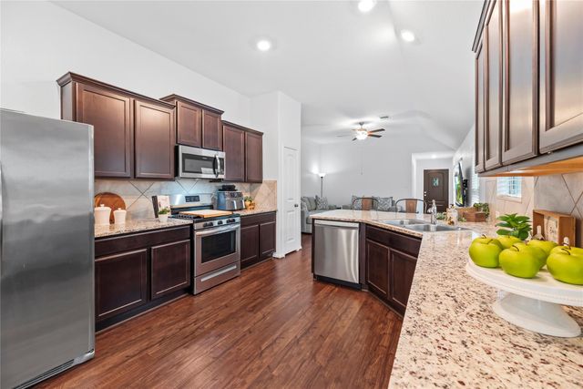 10127 Lilac Croft Lane, Richmond, TX 77406