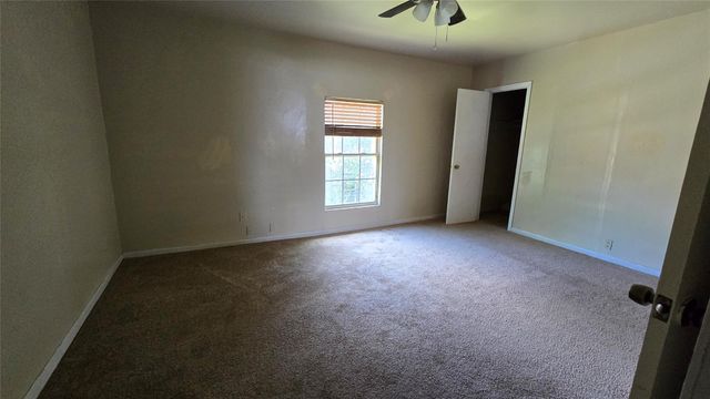 1403 Blalock Road 11, Houston, TX 77055