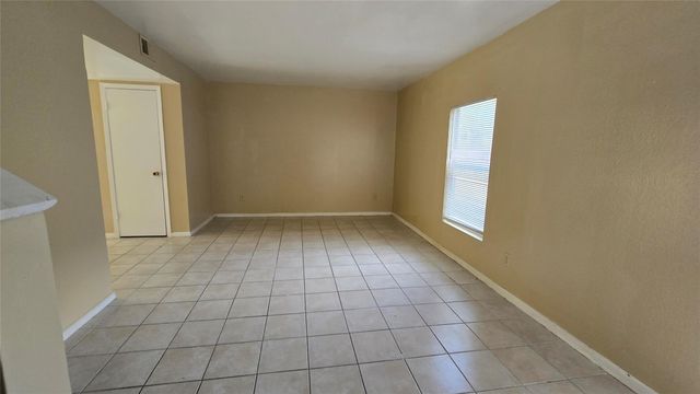 1403 Blalock Road 11, Houston, TX 77055
