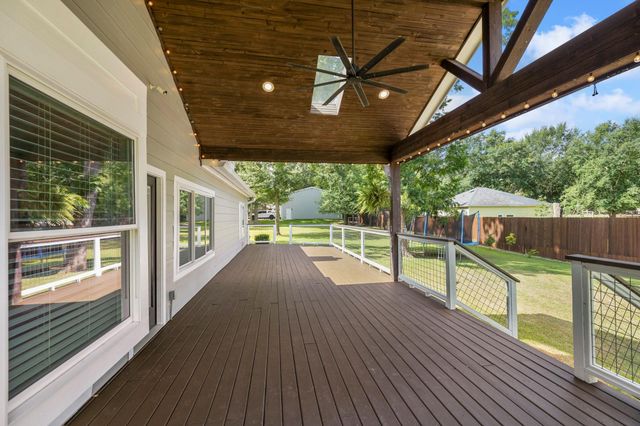 5178 Lazy Lane, Montgomery, TX 77316
