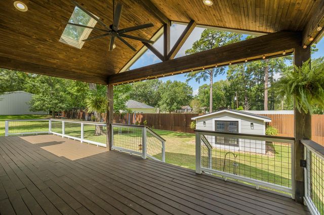 5178 Lazy Lane, Montgomery, TX 77316