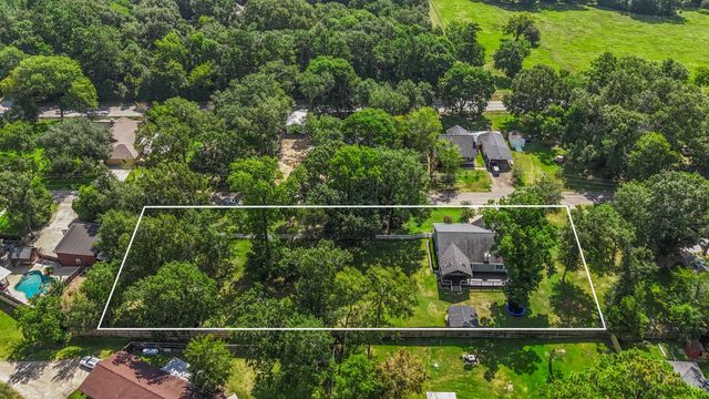 5178 Lazy Lane, Montgomery, TX 77316