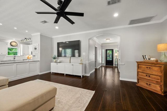 5178 Lazy Lane, Montgomery, TX 77316