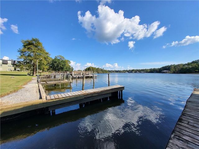 113 Riverbend Drive 113, Mobile, AL 36605