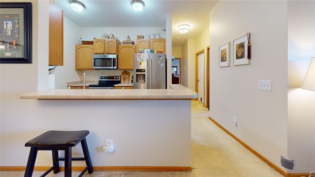 10335 Norfolk Drive 8, Johnston, IA 50131