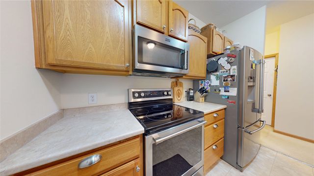 10335 Norfolk Drive 8, Johnston, IA 50131