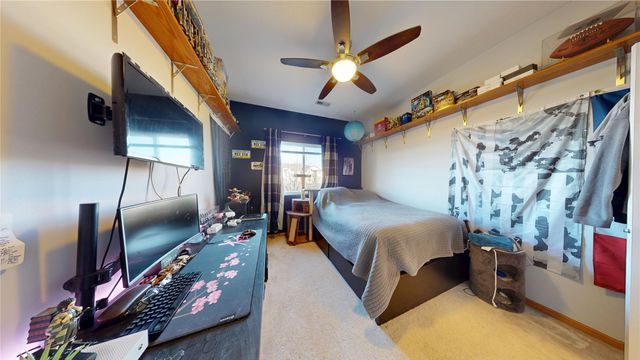 10335 Norfolk Drive 8, Johnston, IA 50131