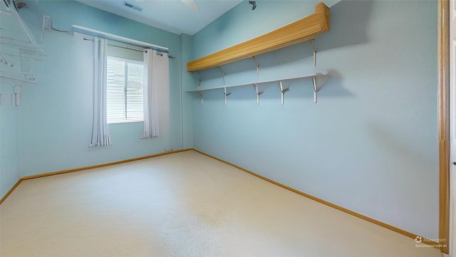 10335 Norfolk Drive 8, Johnston, IA 50131