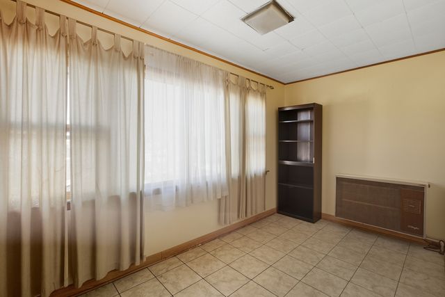 5434 W Wrightwood Avenue, Chicago, IL 60639