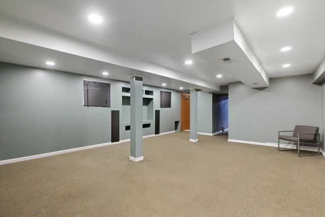 5434 W Wrightwood Avenue, Chicago, IL 60639