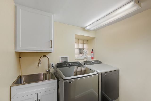 5434 W Wrightwood Avenue, Chicago, IL 60639