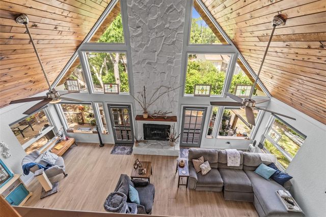 12869 POINSETTIA AVENUE, Seminole, FL 33776