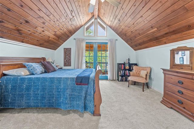 12869 POINSETTIA AVENUE, Seminole, FL 33776