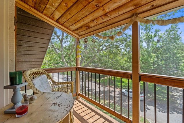 12869 POINSETTIA AVENUE, Seminole, FL 33776