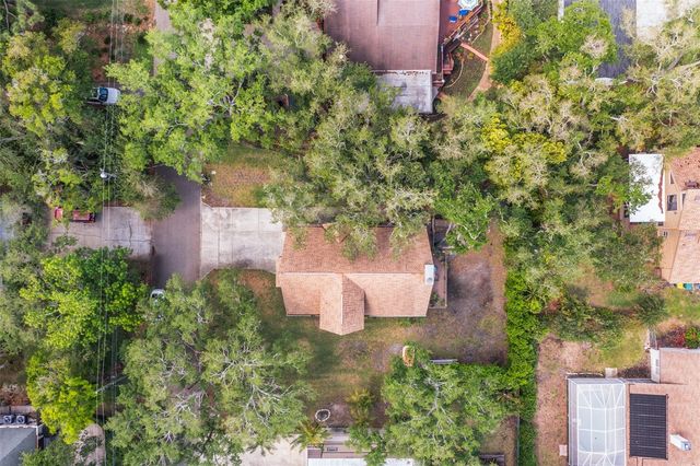 12869 POINSETTIA AVENUE, Seminole, FL 33776