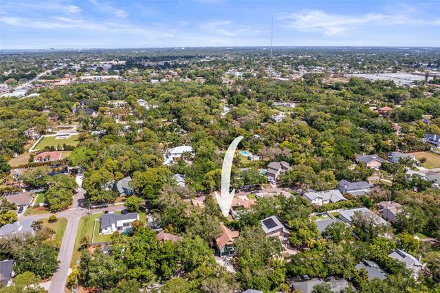 12869 POINSETTIA AVENUE, Seminole, FL 33776