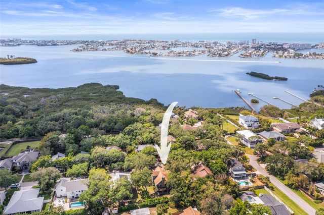 12869 POINSETTIA AVENUE, Seminole, FL 33776