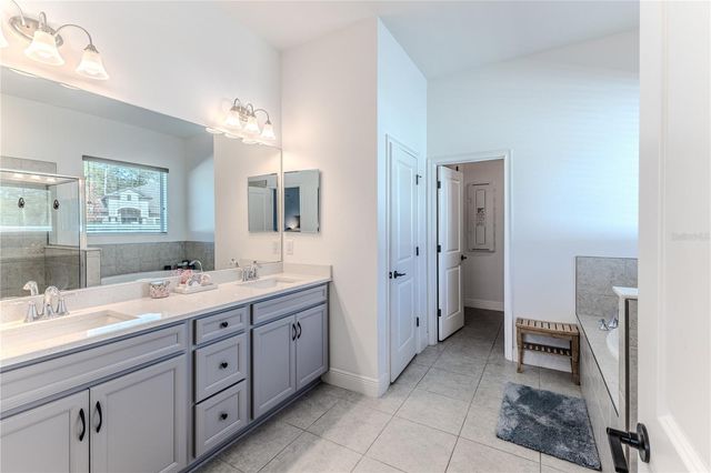 1252 KELSA ANNE DRIVE, Spring Hill, FL 34609